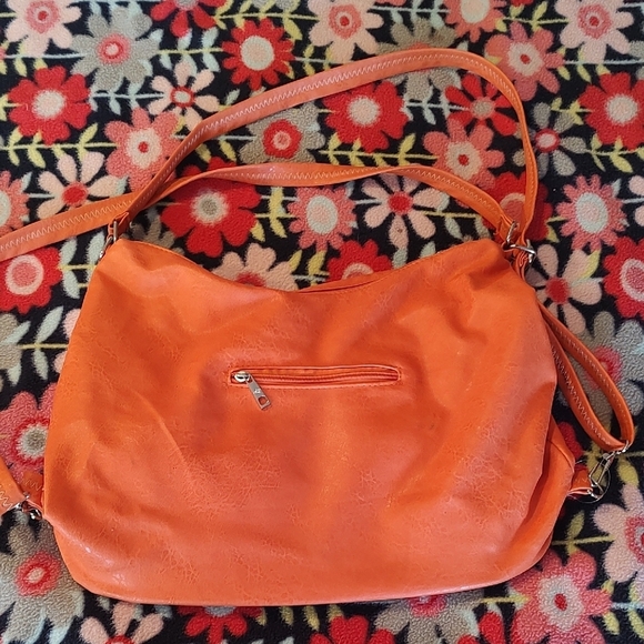 Retro Orange and Silver Vegan Leather Large Slouch Convertable Shoulder Bag - Picture 3 of 11